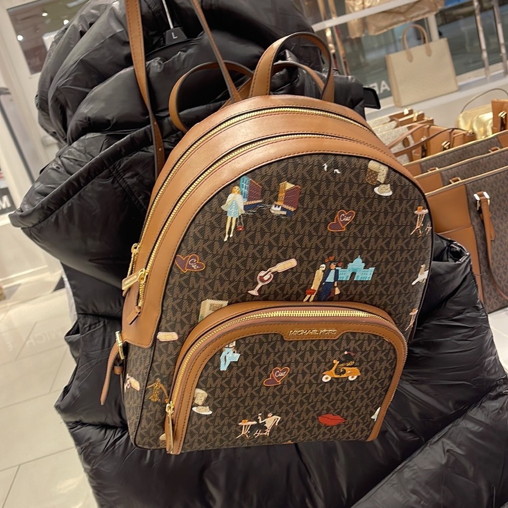MICHAEL KORS JET SET GIRLS JAYCEE LARGE ZIP POCKET BACKPACK BROWN MULTI COLOR - Picture 11 of 16